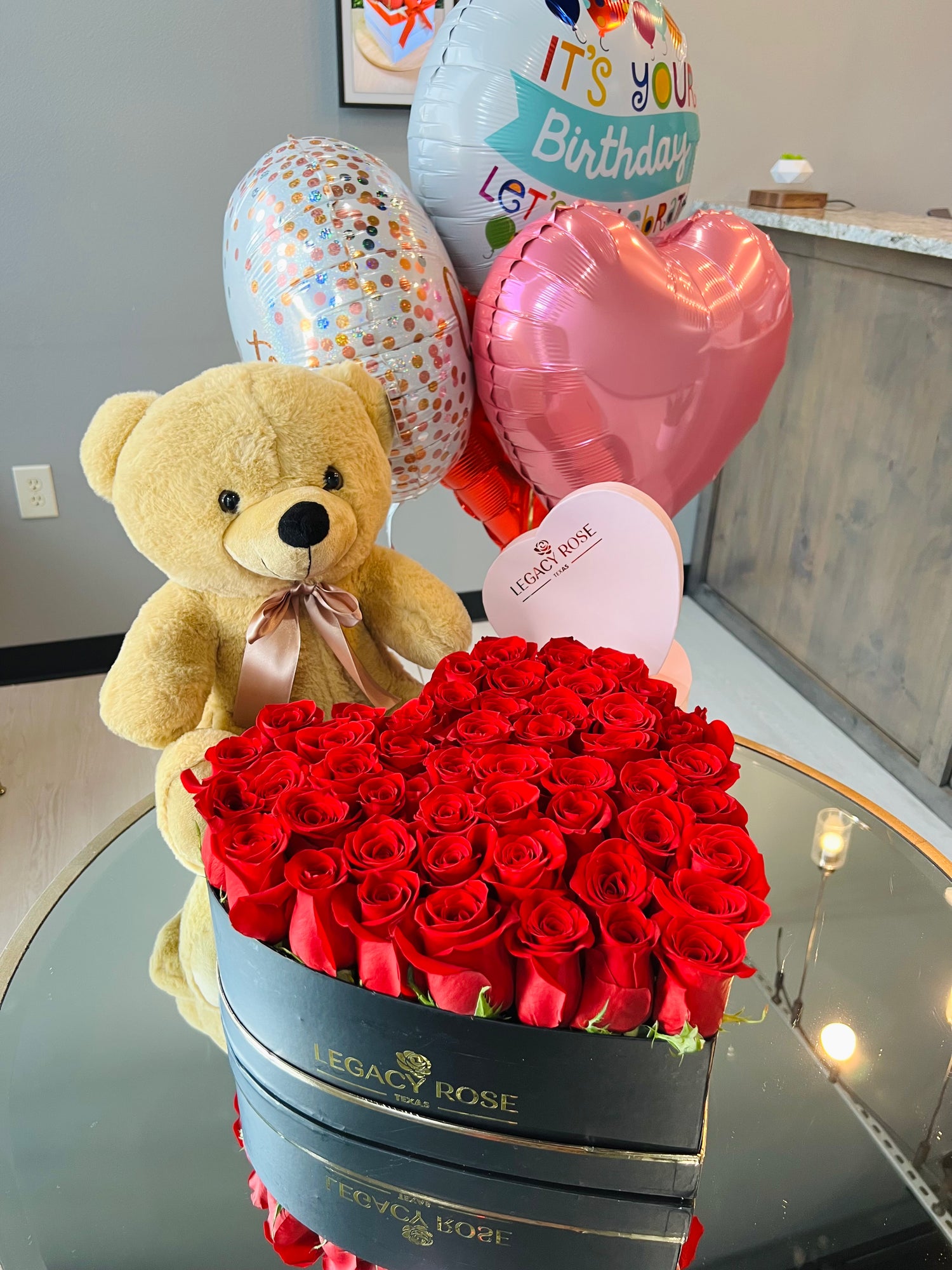 Teddy Bears / Chocolates / Greeting Cards