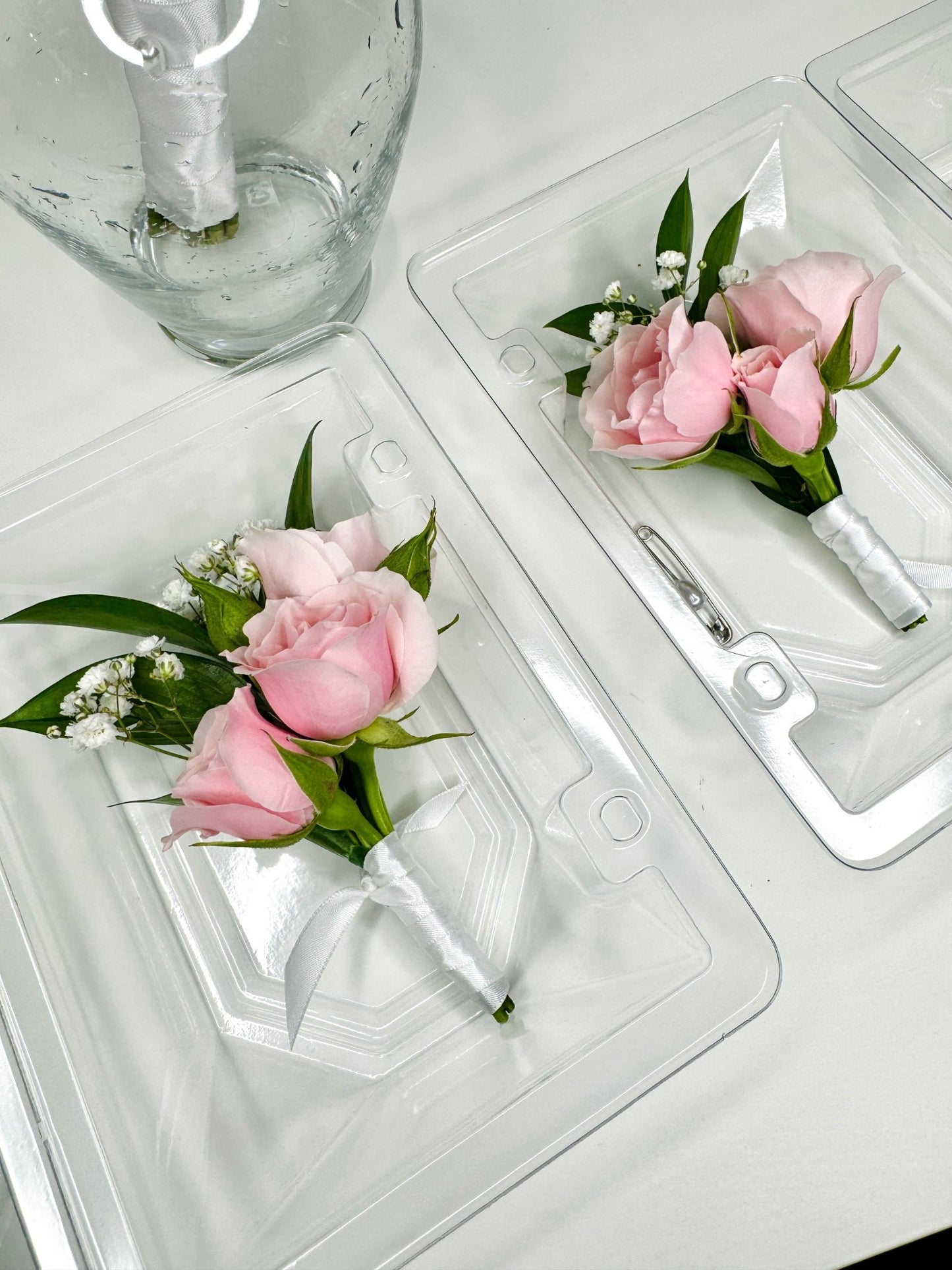 Boutonniere - Legacy Rose TX