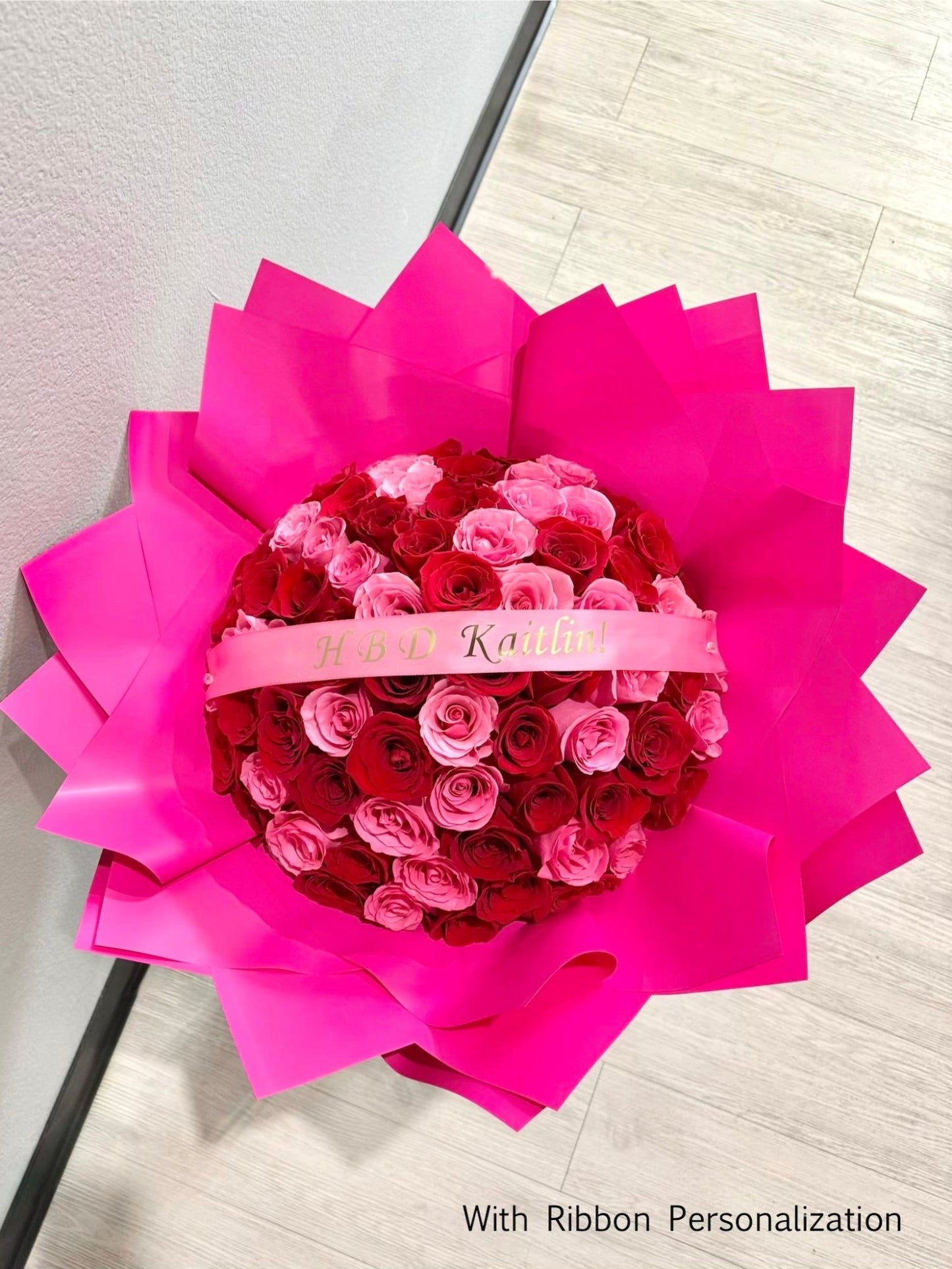 Red and Pink Rose Bouquet / Ramo Buchon - Legacy Rose TX