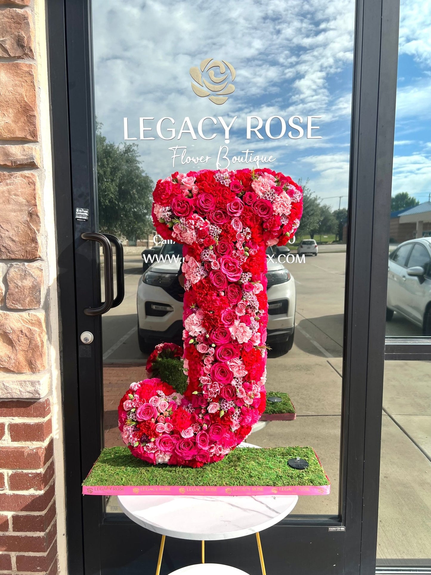 Floral Letter or Number (Aprox. 3ft High) - Legacy Rose TX