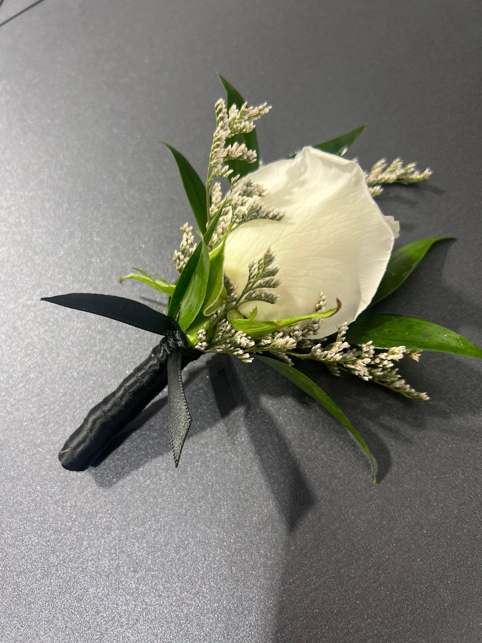 Single Rose Boutonniere - Legacy Rose TX