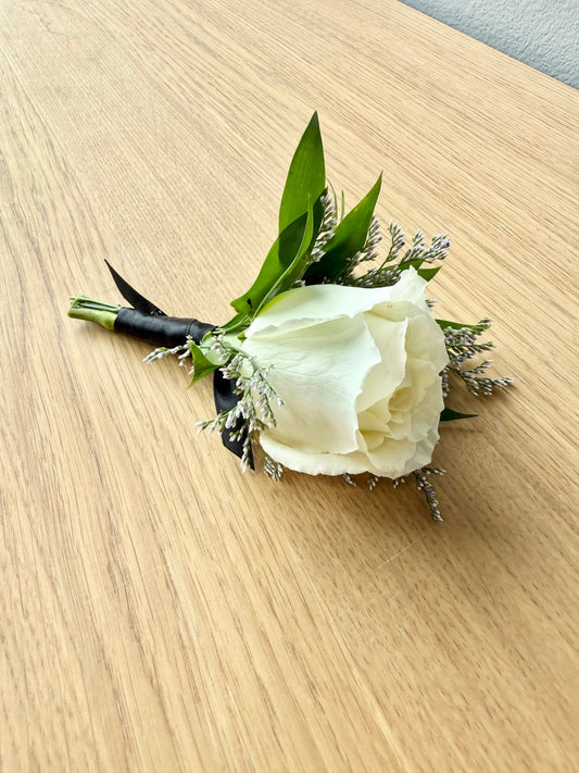 Single Rose Boutonniere - Legacy Rose TX
